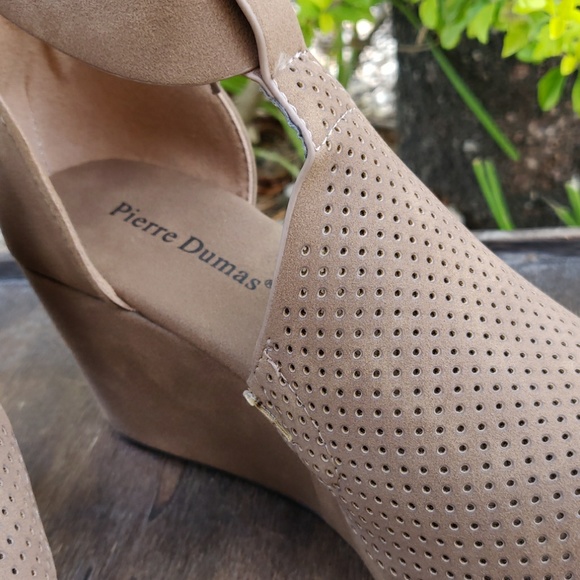 Womens Wedge Sandals Taupe w/ Ankle Straps - Picture 7 of 8